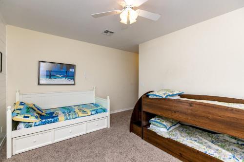 Apartamento Pirates Bay Condo