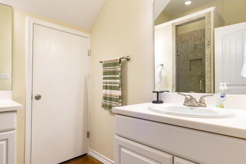 Apartamento Pirates Bay Condo