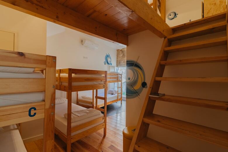 Happy Porto Hostel & Apartments