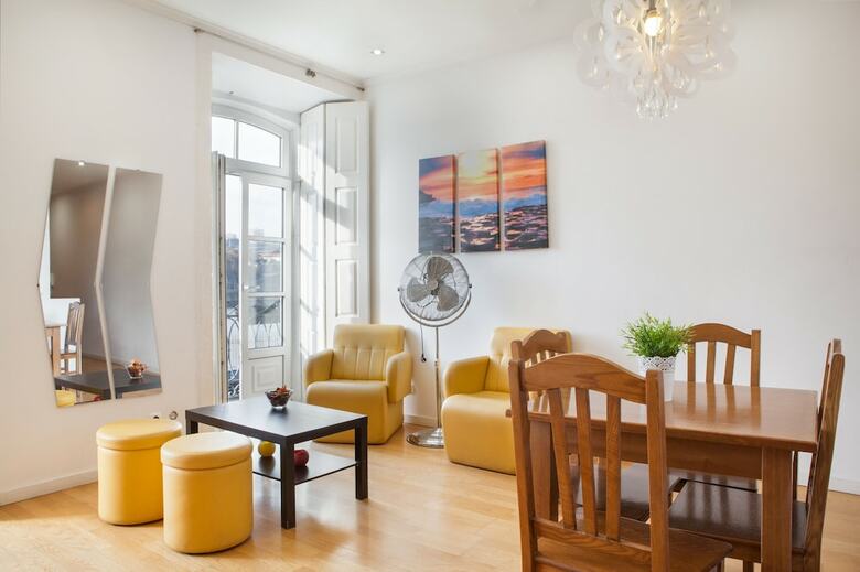 Happy Porto Hostel & Apartments