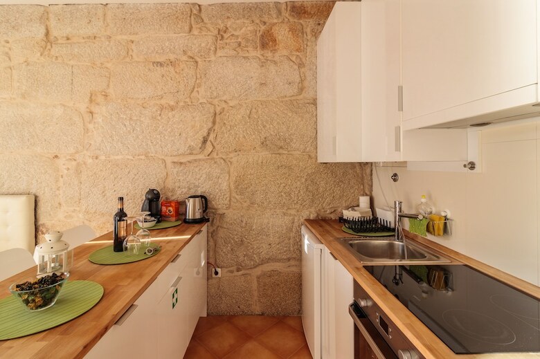 Happy Porto Hostel & Apartments
