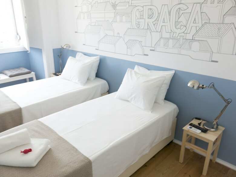 Hostal Lisbon Check-in Guesthouse