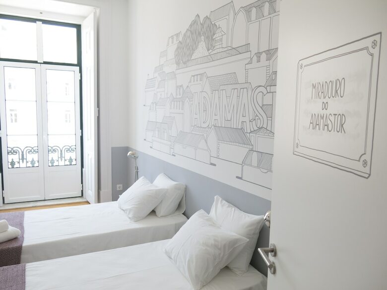 Hostal Lisbon Check-in Guesthouse