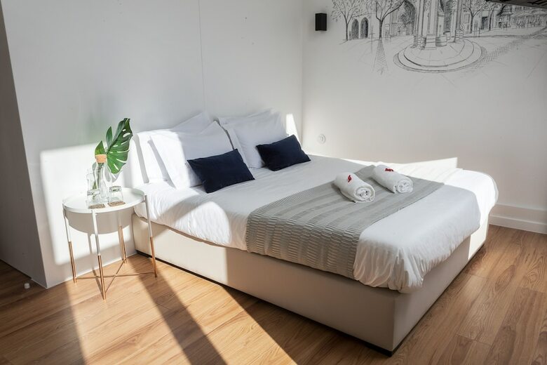 Hostal Lisbon Check-in Guesthouse
