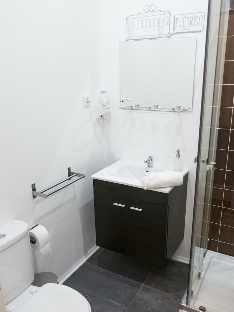 Hostal Lisbon Check-in Guesthouse
