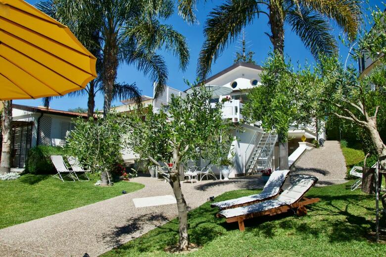 Bed & Breakfast Villa Volli Three Rooms