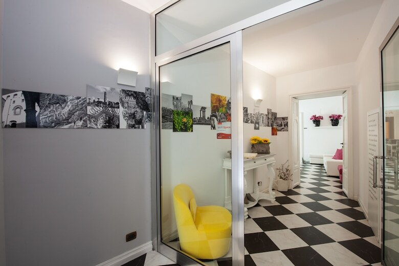 Hostal Garibaldi 61