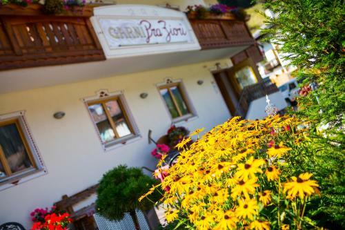 Hotel Garn� Pr� Fior�