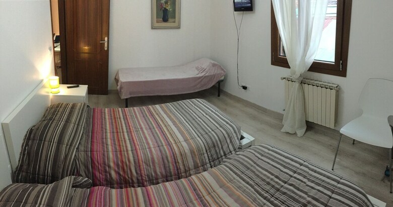 Hostal Harry's Guest House