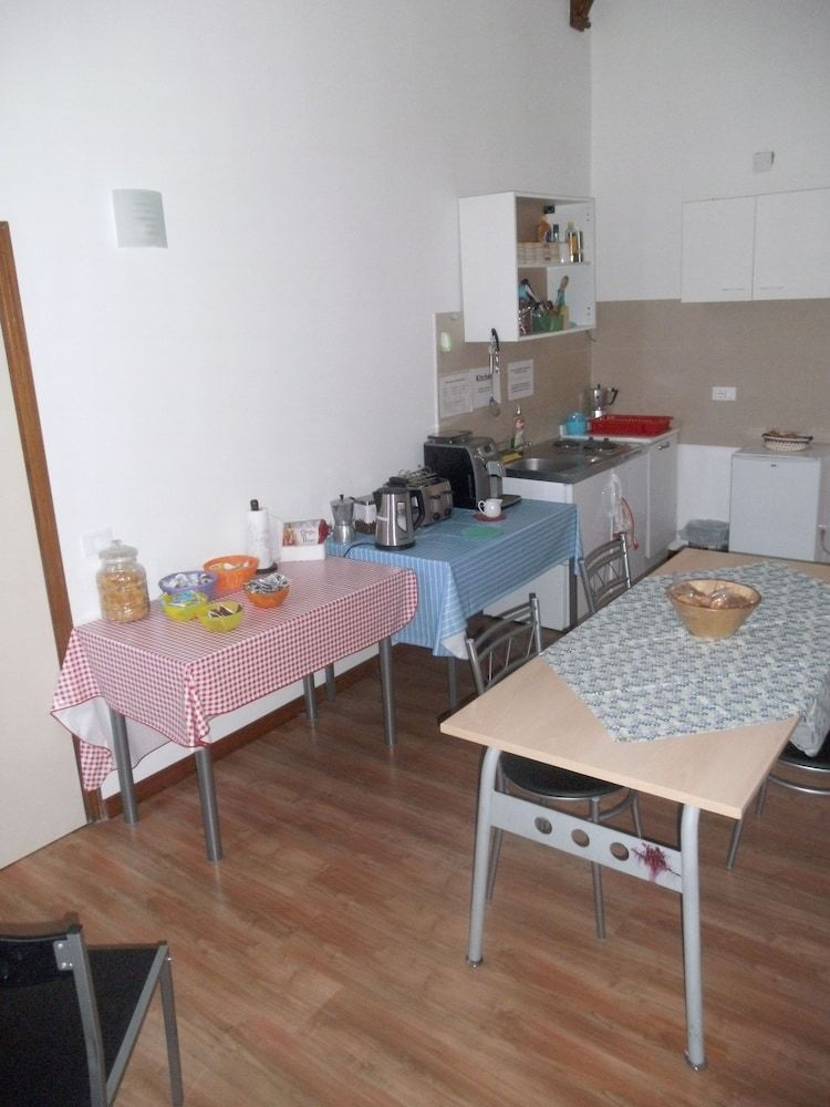 Hostal Venice Star - Locazione Turistica