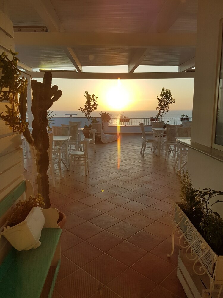 Tropea Boutique Hotel