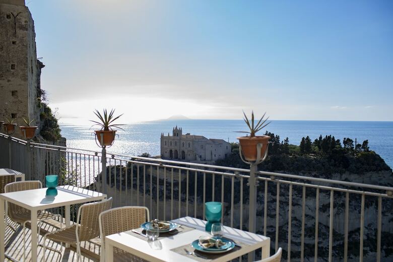 Hotel La Dolce Vita A Tropea