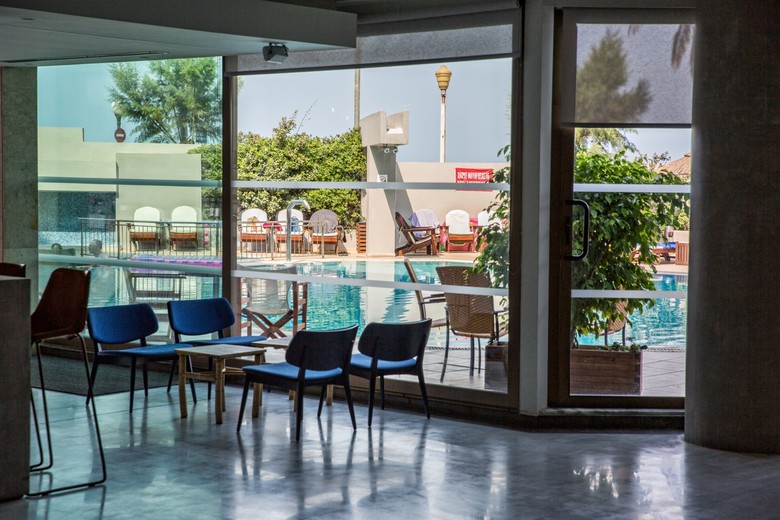 Hotel Blue Sky