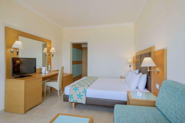 Hotel Smartline Cosmopolitan