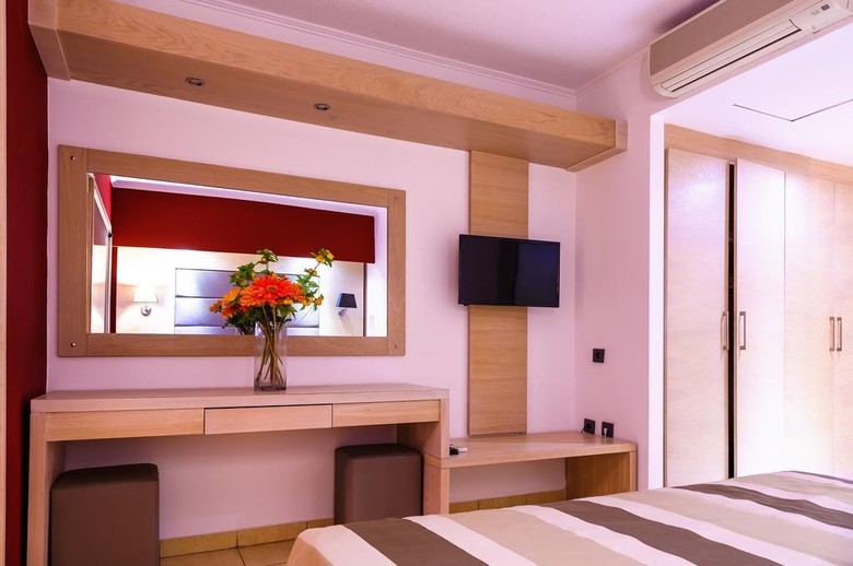 Hotel Dodeca Sea Resort
