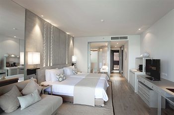Hotel Pullman Phuket Arcadia Naithon Beach