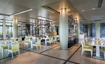 Hotel Pullman Phuket Arcadia Naithon Beach