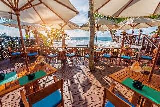 Hotel Andaman White Beach Resort