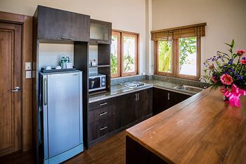 Hotel Chalong Chalet Resort & Spa