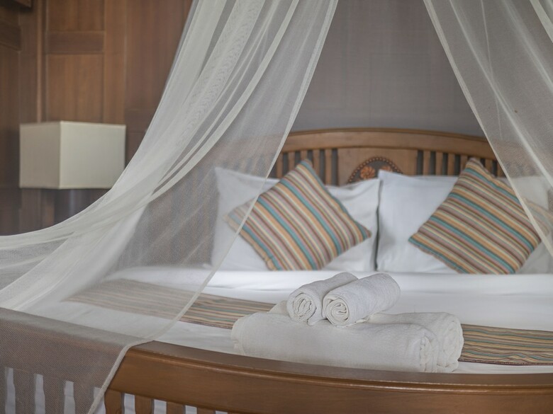 Hotel Baan Mai Cottages And Restaurant