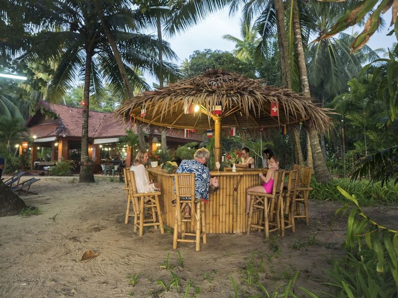 Hotel Baan Mai Cottages And Restaurant