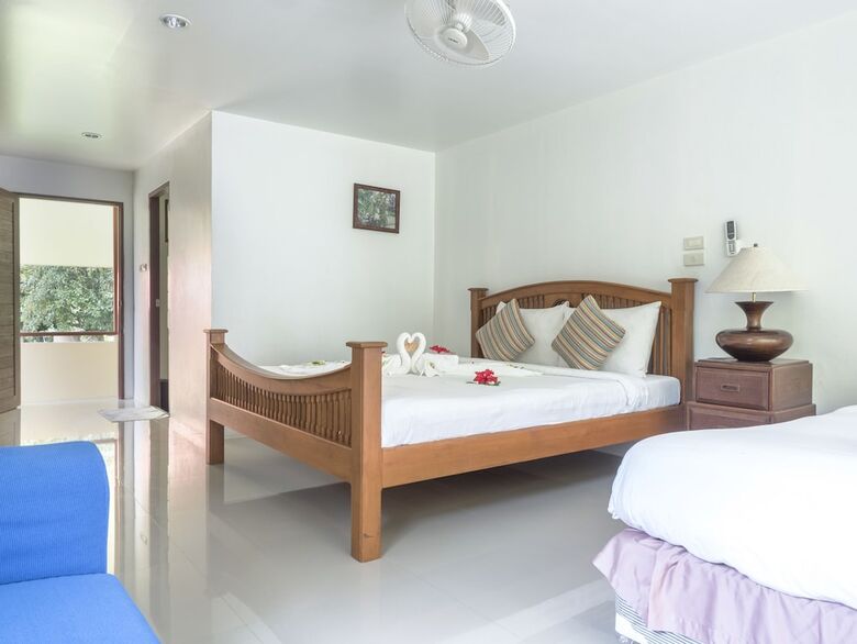 Hotel Baan Mai Cottages And Restaurant