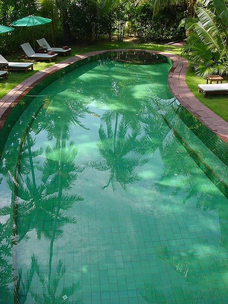 Hotel Baan Mai Cottages And Restaurant