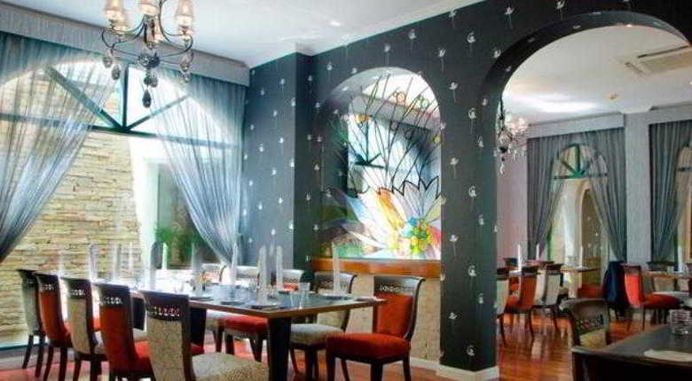 Hotel Buddy Oriental Riverside Pakkred