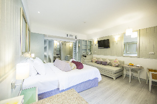 Hotel Katathani Phuket Beach Resort