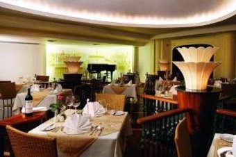Hotel Katathani Phuket Beach Resort