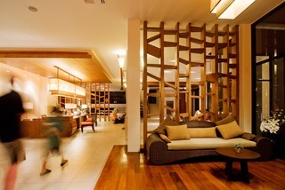 Hotel Peach Blossom Resort