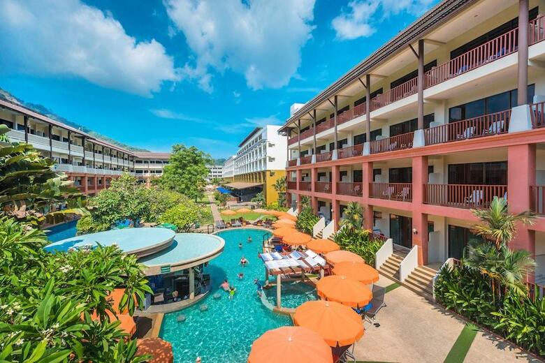 Hotel Kata Sea Breeze Resort