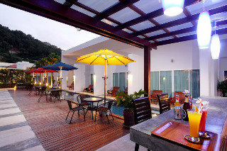 Hotel Kata Lucky Villa & Pool Access