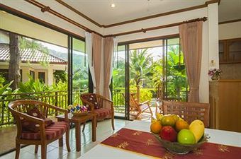 Hotel Kata Lucky Villa & Pool Access