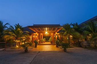 Hotel Kata Lucky Villa & Pool Access