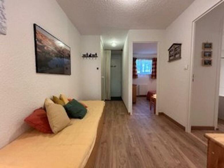 Apartment Clos Des Cavales 1