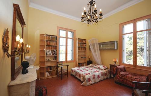 Holiday Home Saint Raphael 07
