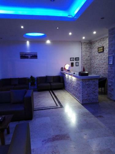 Glaros Hotel