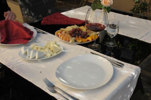 Ataer Hotel