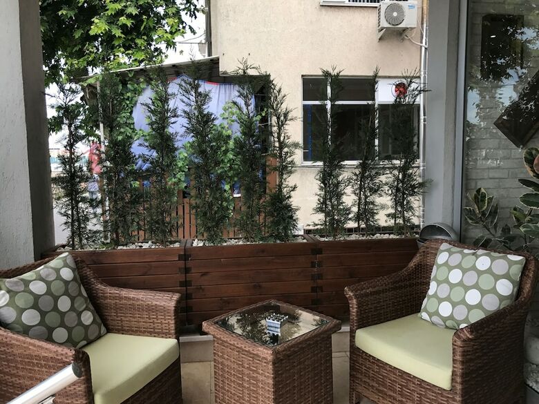 Hande Hotel