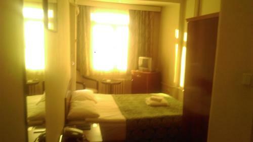 Bed & Breakfast Adapalas Hotel