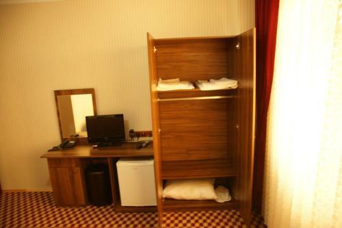 Meta Hotel