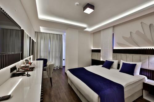 Kavala Hotel