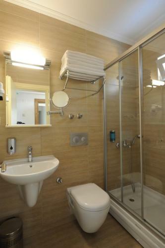 Kardes Hotel