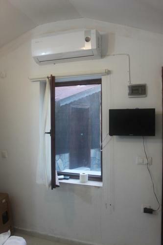 Huzur Pansiyon Ve Cay Bahcesi