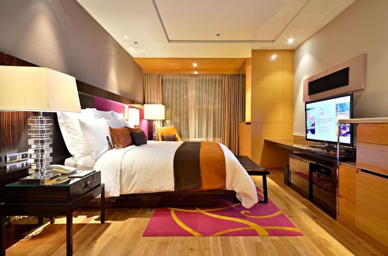 Renaissance Bangkok Ratchaprasong Hotel