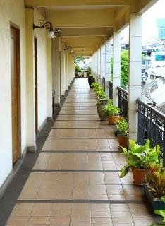 Hotel Silom Village Inn