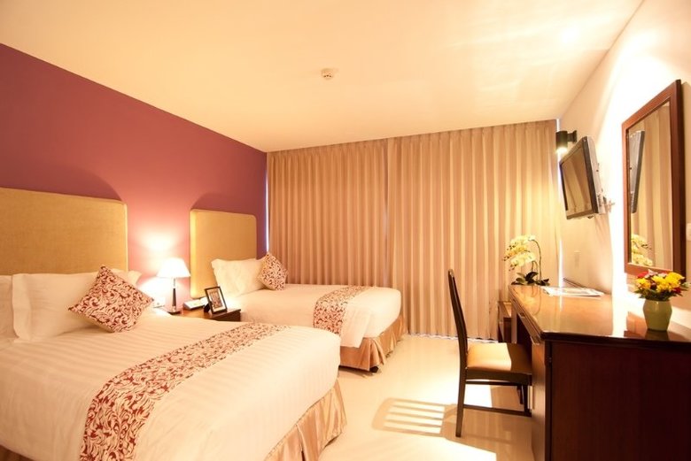 Hotel The Patra