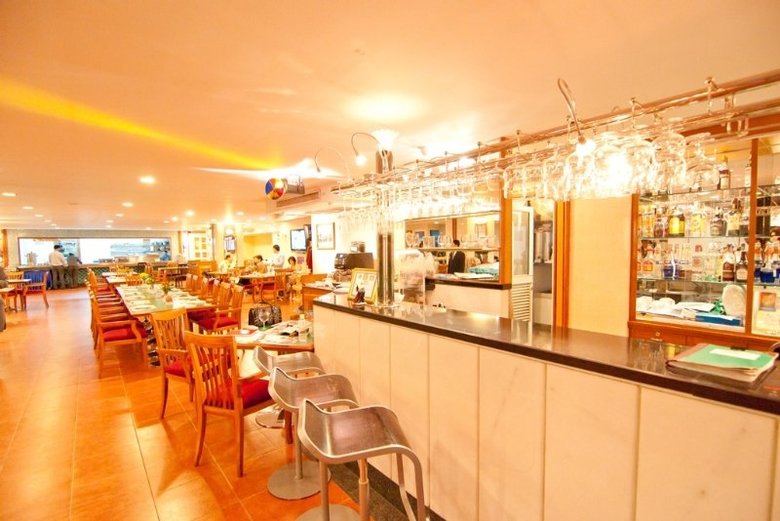 Hotel The Patra