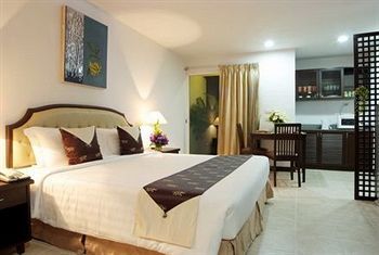 Hotel The Patra